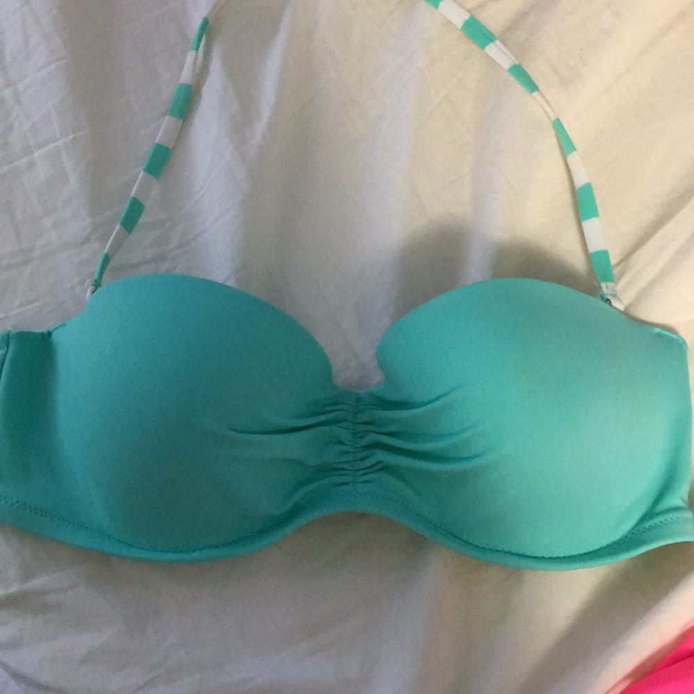 Barely used Victoria’s Secret bikini